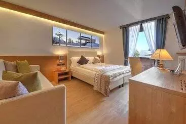 Отель Caminetto