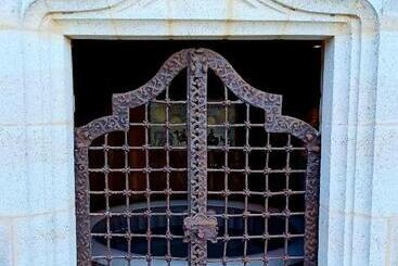 צימר Chateau De La Grave