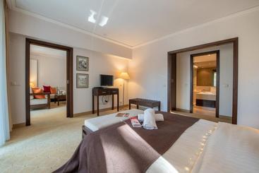 בית מלון כפרי Velina Spa