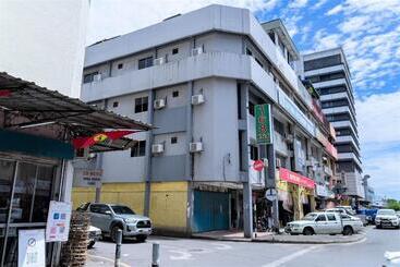 Hotel Oyo 90185 168 Inn