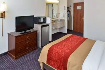 هتل Comfort Inn And Suites
