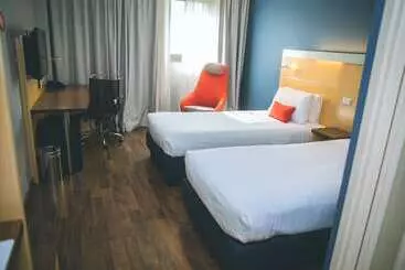 Отель Holiday Inn Express Milan Malpensa Airport, An Ihg