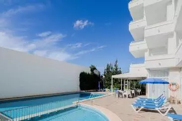 Apartamentos La Santa Maria