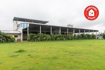 Hotel Oyo 46618 Shri Ganga Marriage Garden