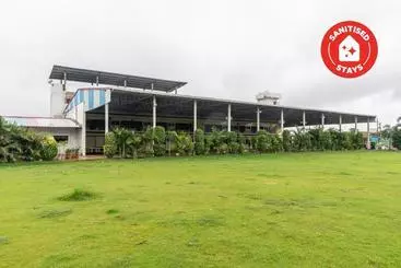 Hotel Oyo 46618 Shri Ganga Marriage Garden