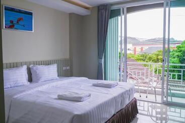 호텔 The Royal P Phuket   Sha Plus