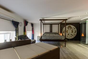 پانسیون Luxury Suite San Carlo