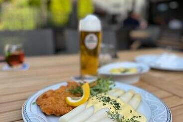 Otel Gasthof Zum Bären