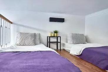 Aparthotel затишні дворівневі смарт апартаменти