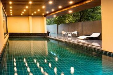 Hotel Lalit International A Boutique