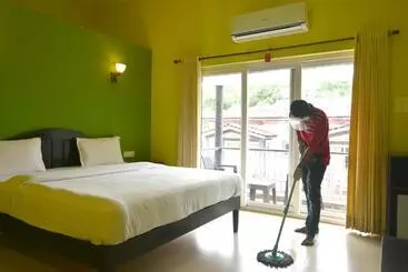 Resort Yoyogoa Vagator Retreat