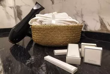 Etiz Hotels & Residences