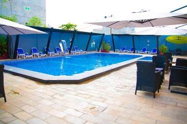 هتل La Casa Cielo