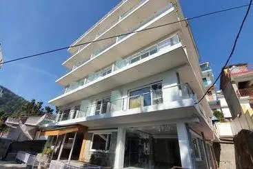 Hotel Nomadic Inn