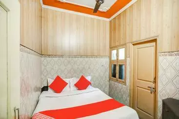 Hotel Oyo 79150  Hrl