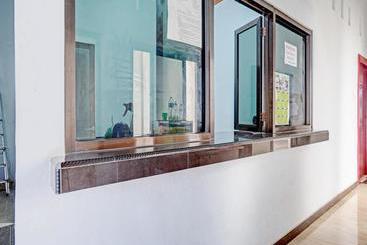 Hotel Oyo 90317 Wisma Kartini 2 Syariah