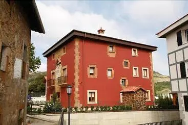 فندق Palacio Munatones