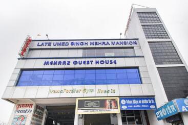 Hotel Mehraz Residency