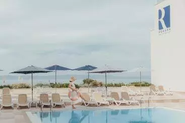 Romana Beach Resort