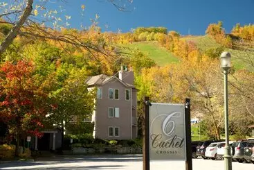 Hotel Blue Mountain Resort Home Collection