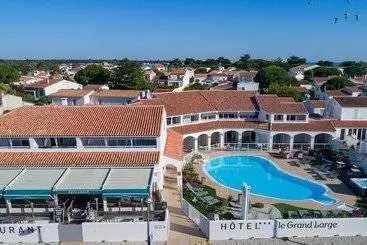 Hotel Hôtel Restaurant Le Grand Large   Face à La Plage   Ile De Ré