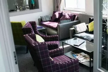 فندق The Plough Inn