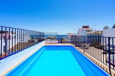 Apartamentos Pepe Mesa