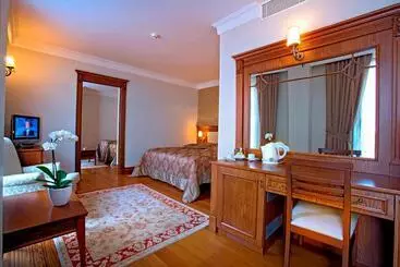 Acra Hotel Special Category