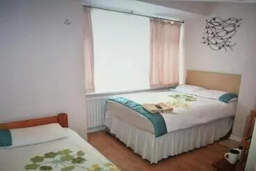 Pension  Room In Guest Room   Family Room Sleeps 3 With 1 Double And 1 Single Bed Ground Floor Private Shower