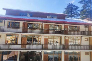 فندق Trinetara By Sonachi