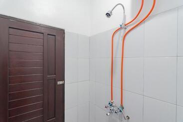 호텔 Reddoorz At Vall Guest House Balikpapan