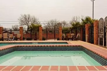 Holiday Inn Express Hotel & Suites San Antonio By Ihg