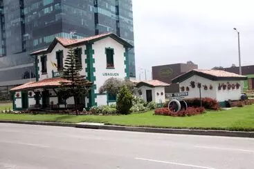 Charlies Place Hotel & Spa