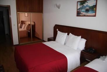 فندق Turismo Miranda