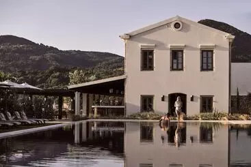 Hôtel The Olivar Suites