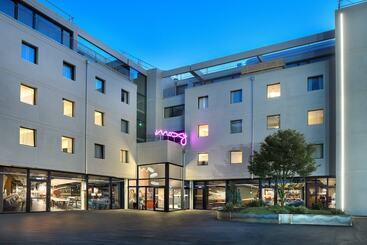 Otel Moxy Sion