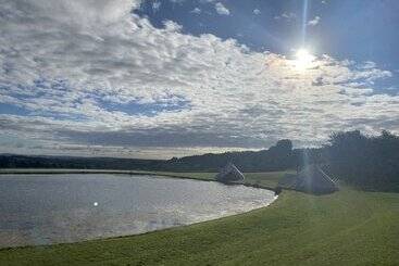 Hotel Tumbling Tom   Double And Two Singles