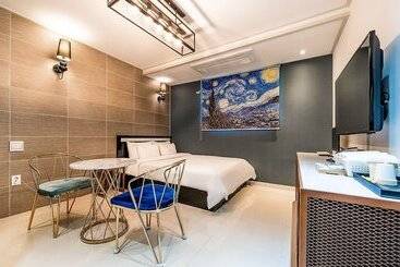 モーテル Gangneung Boutique Russo