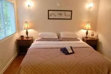 Casa Rural Mt Baker Lodging Cabin 16   Sleeps 2