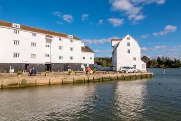 Bed and Breakfast The Station Guest House