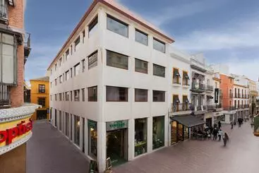 Hotelli Welldone Sierpes Boutique