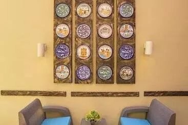 Marina Plaza Hotel Tala Bay