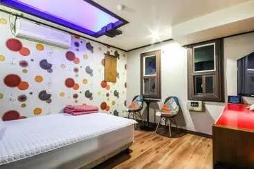 Motelli Geojedo Gohyeon Y