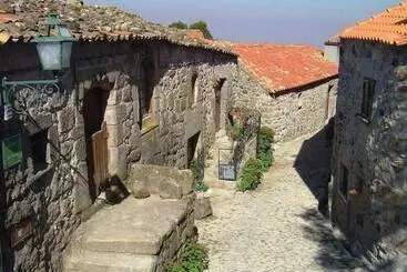 Beautiful 8 Bed Cottage In Celorico With Pool