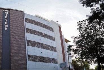 پانسیون Midtown