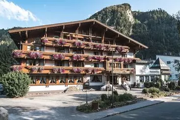 בית מלון כפרי Das Falkenstein