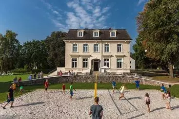 Hotelli Familien Schloss Leizen