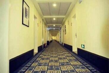 Pai Hotel Kaifeng Gulou Square Center