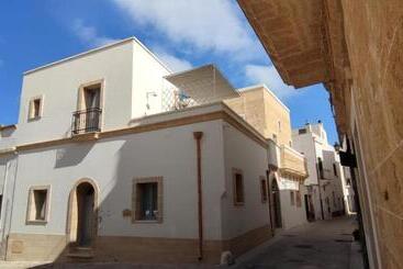 Asylum Amicorum Bed & Breakfast