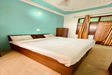 호텔 Capital O Kanha Guest House